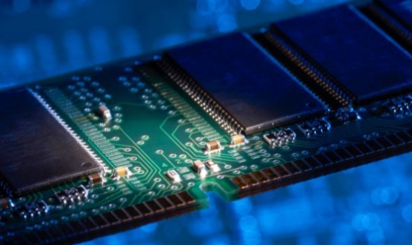 Japanese media reports that semiconductor memory has set off a wave of price increases for the first time in two and a half years.