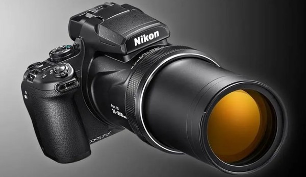 It is reported that this Nikon telephoto camera has been discontinued and supports 24-3000mm optical zoom