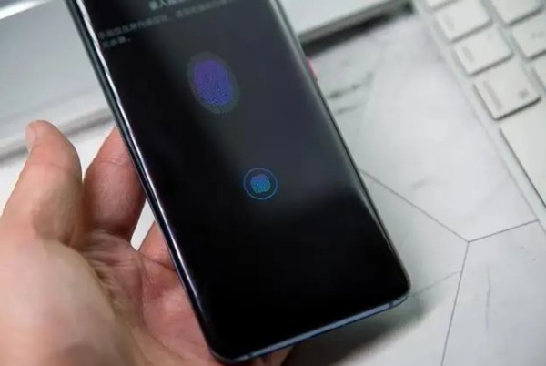 It is revealed that Huawei is making its own ultrasonic under-screen fingerprint scanner, and the P80 series is expected to debut next year