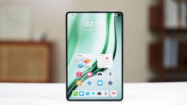 Huawei MatePad Mini review: A powerful ultra-mini tablet that you can play with in one hand