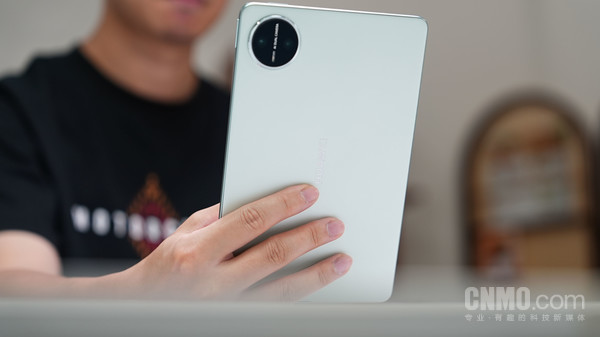 Huawei MatePad Mini review: A powerful ultra-mini tablet that you can play with in one hand