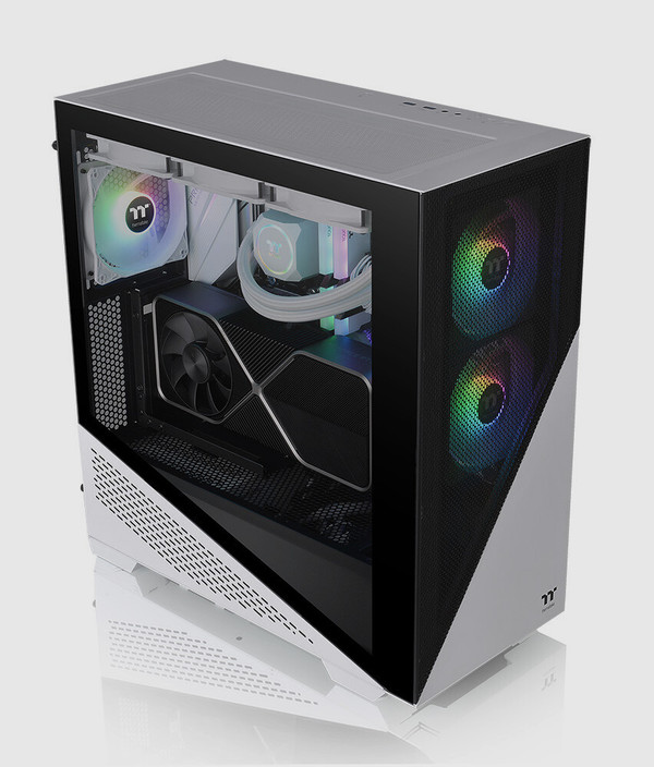Thermaltake new case Thermaltake new case
