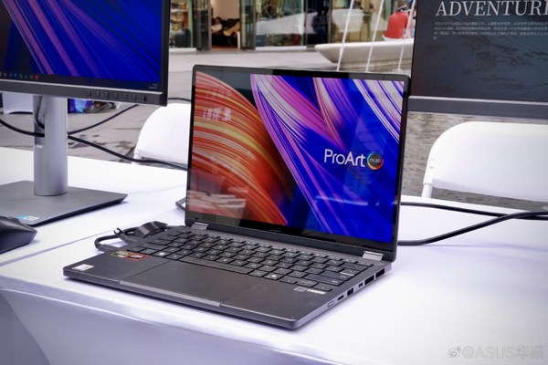 The romantic intertwining of technology and light and shadow, ASUS joins hands with Scenery Pixel 365 to create a feast of images The romantic intertwining of technology and light and shadow, ASUS joins hands with Scenery Pixel 365 to create a feast of images