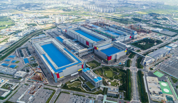 Samsung Pyeongtaek Factory Samsung Pyeongtaek Factory