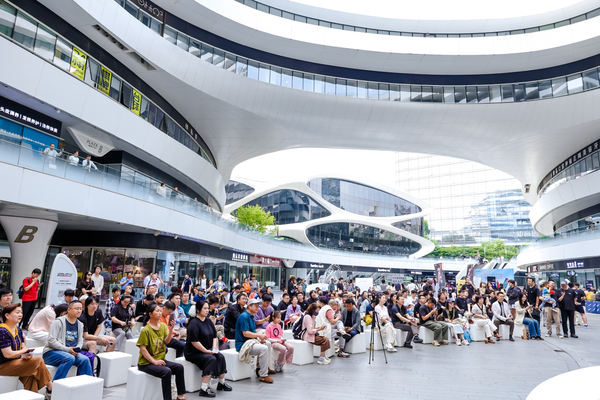 The romantic intertwining of technology and light and shadow, ASUS joins hands with Scenery Pixel 365 to create a feast of images The romantic intertwining of technology and light and shadow, ASUS joins hands with Scenery Pixel 365 to create a feast of images