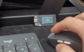 Netizen successfully built a credit card-sized ESP32 computer with an e-ink screen